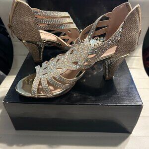 Forever Glitter Shoes Like New